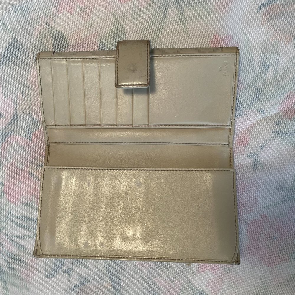Cream Gucci Wallet - Picture 3 of 5